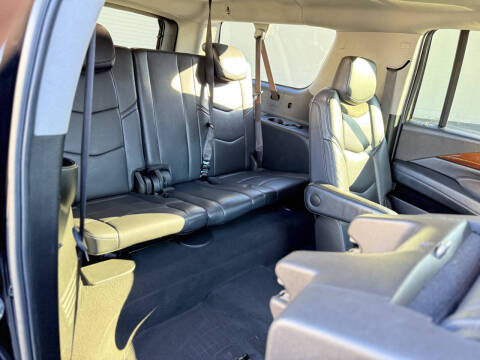 2019 Cadillac Escalade ESV Luxury