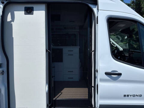 2025 Ford Transit