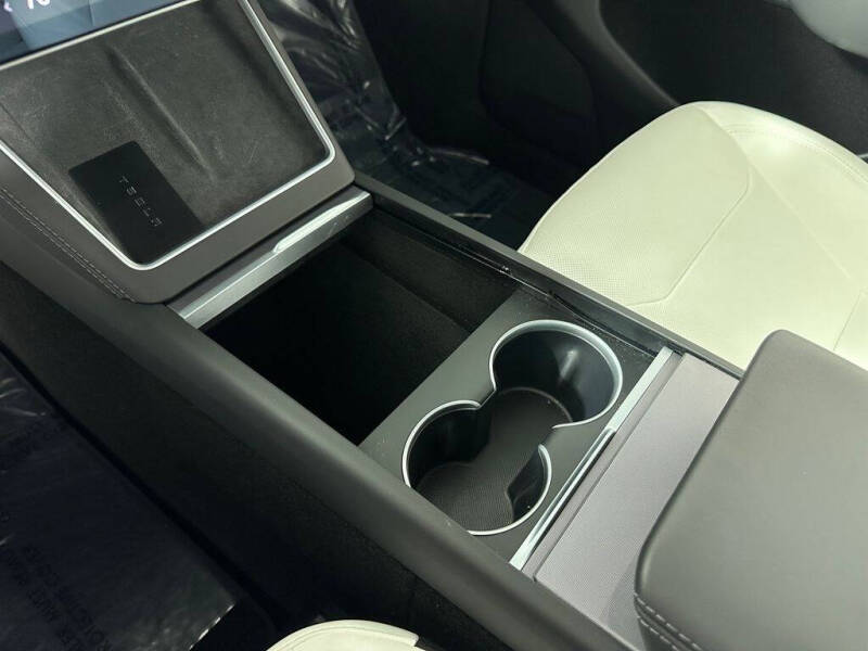 2026 Tesla Model Y Premium