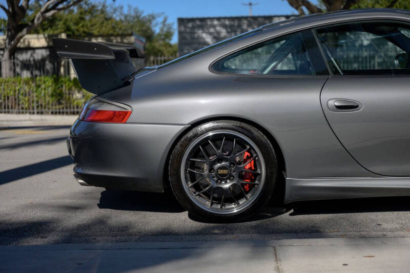 2004 Porsche 911 GT3