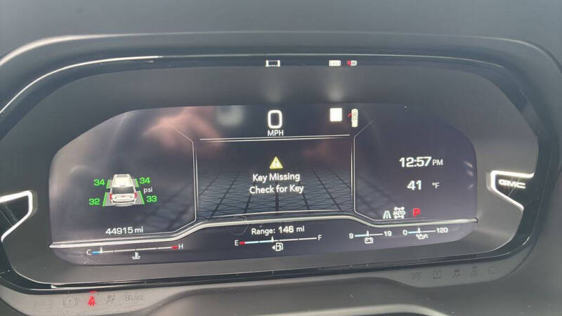 2023 GMC Yukon XL Denali Ultimate