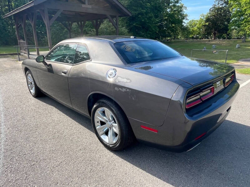 2015 Dodge Challenger SXT