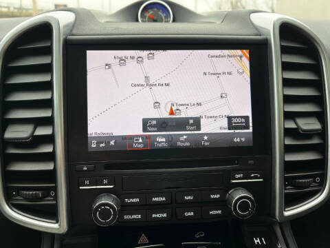 2017 Porsche Cayenne Platinum Edition