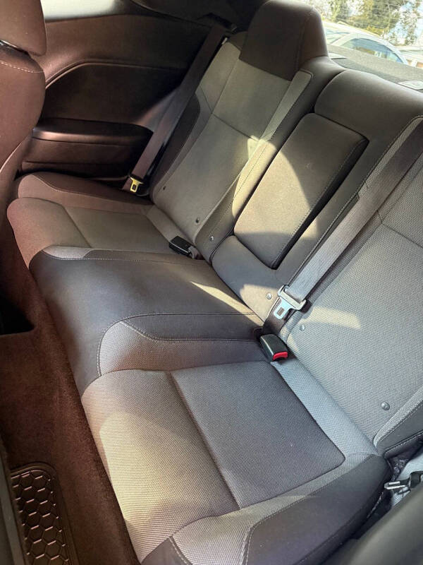 2015 Dodge Challenger SXT