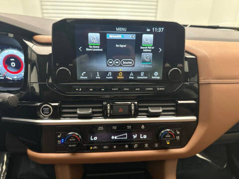 2024 Nissan Pathfinder Platinum