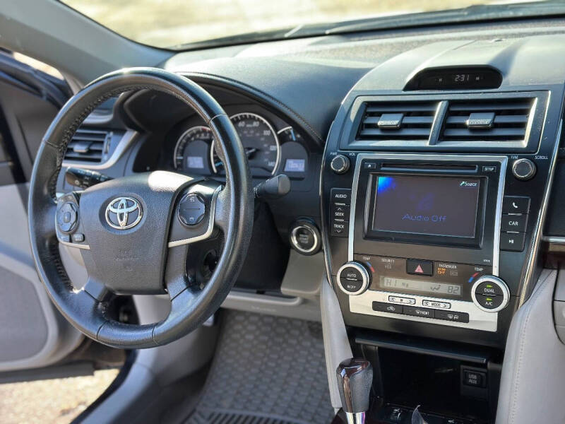 2014 Toyota Camry XLE