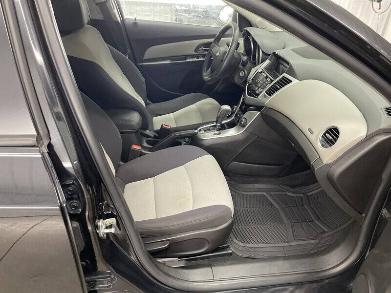 2015 Chevrolet Cruze LS Auto