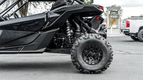 2017 Can-Am Maverick X3