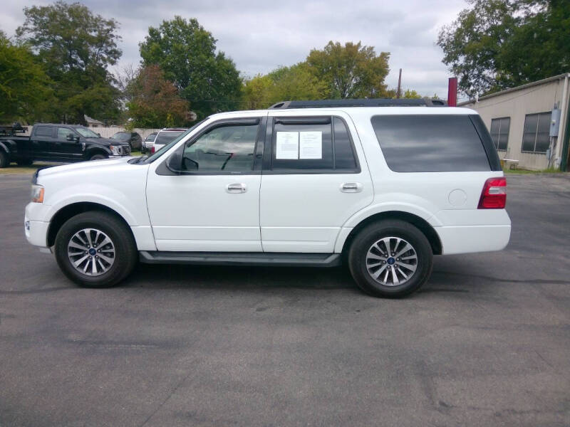 2017 Ford Expedition XLT's photo