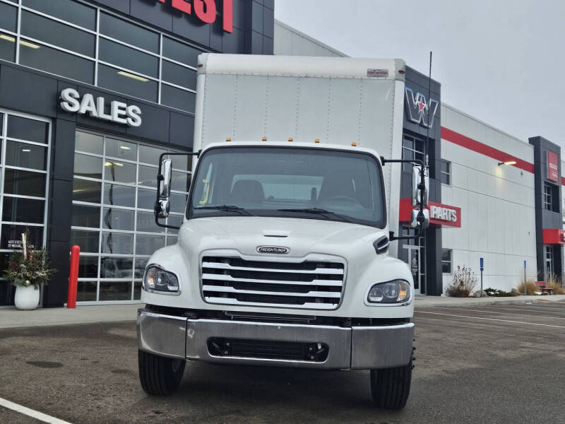 2026 Freightliner M2 106