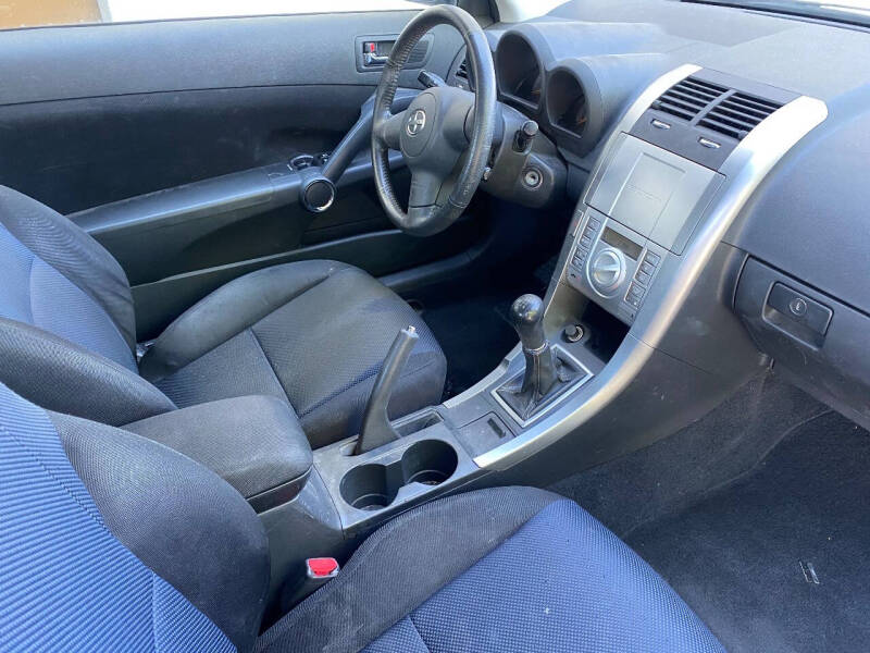 2005 Scion tC
