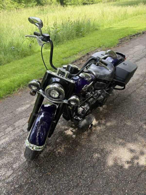 2018 Harley-Davidson FLHC - Softail Heritage