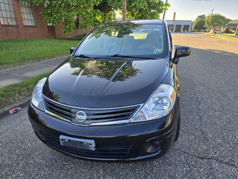 2010 Nissan Versa for sale at Super Auto Sales & Services in Fredericksburg VA