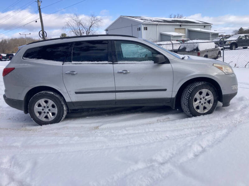 2012 Chevrolet Traverse LS's photo
