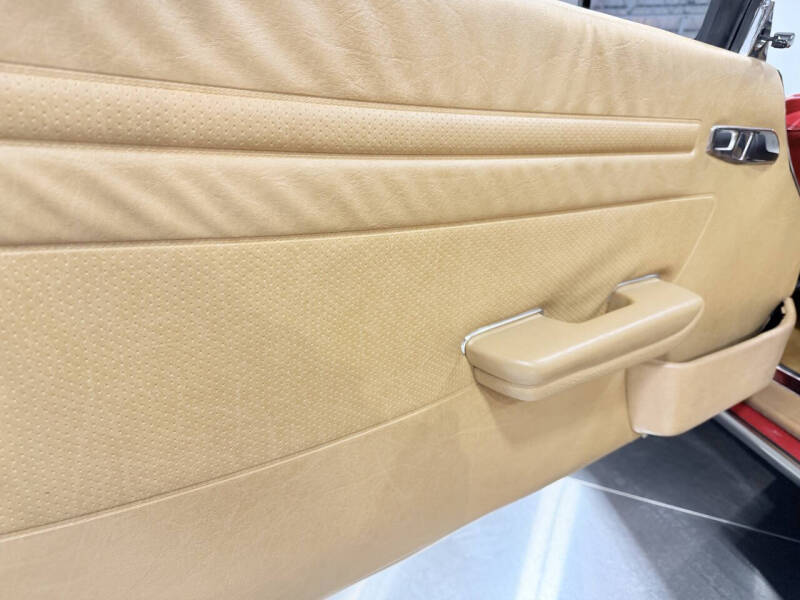 1988 Mercedes-Benz 560-Class 560 SL