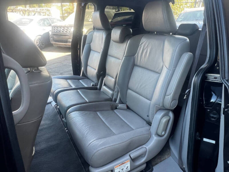 2012 Honda Odyssey EX-L w/DVD