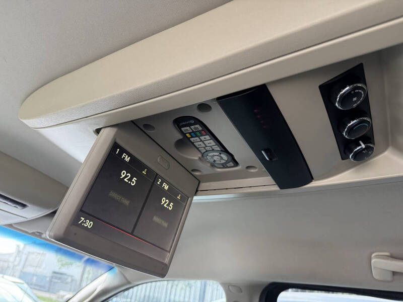 2016 Dodge Grand Caravan SXT Plus
