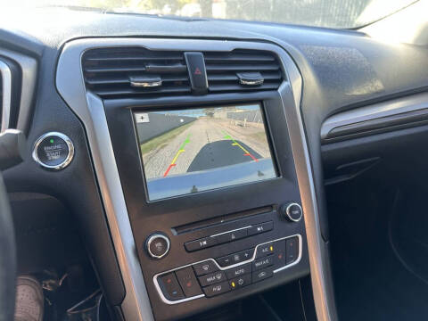 2017 Ford Fusion Hybrid SE