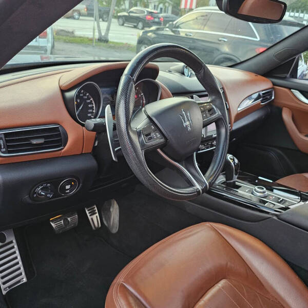 2017 Maserati Levante