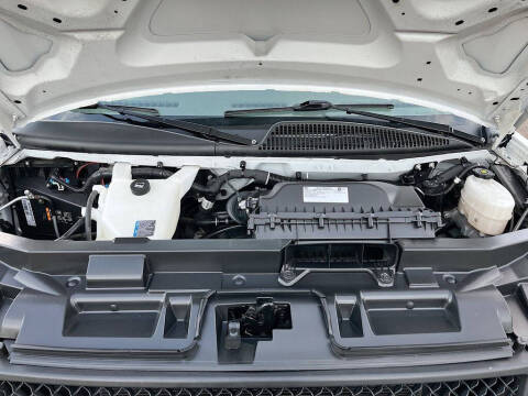 2023 Chevrolet Express 2500
