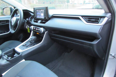 2021 Toyota RAV4 Hybrid LE