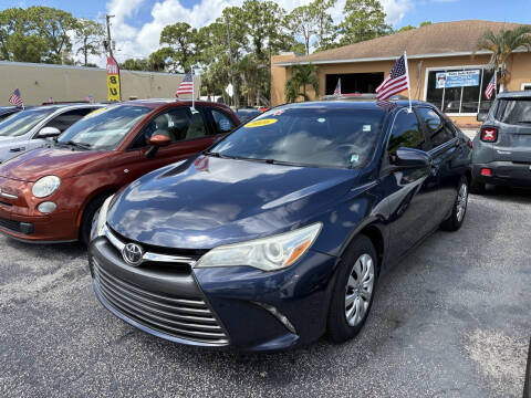 2016 Toyota Camry LE
