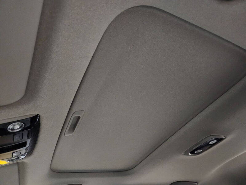 2023 Kia Niro SX