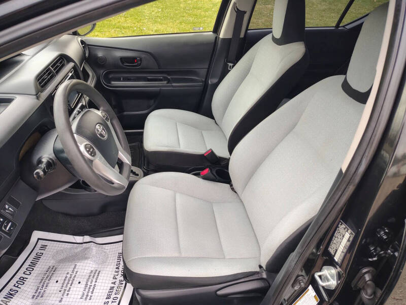 2015 Toyota Prius c