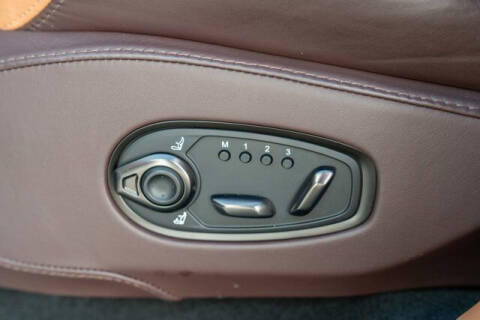 2021 Aston Martin DBX