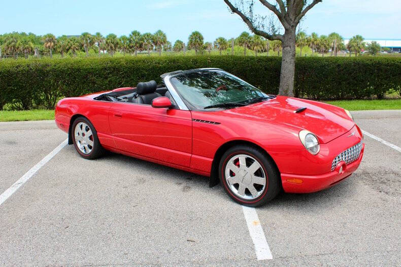 2002 Ford Thunderbird Deluxe