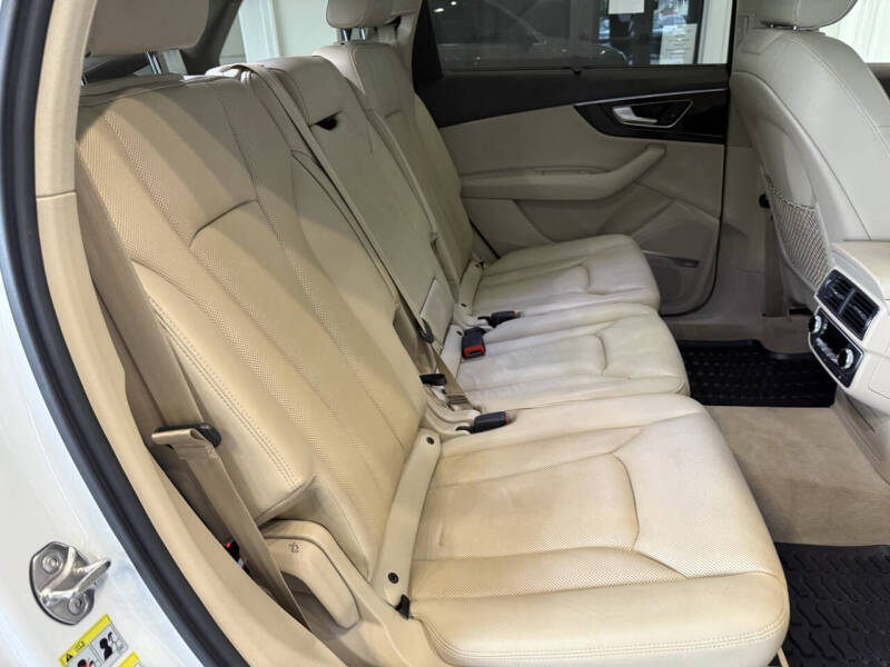 2017 Audi Q7 3.0T quattro Premium Plus