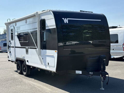 2026 Winnebago Thrive