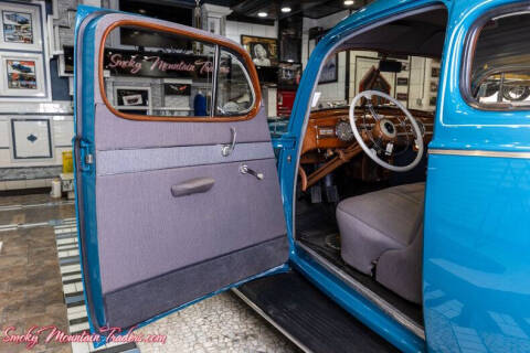 1940 Packard 120