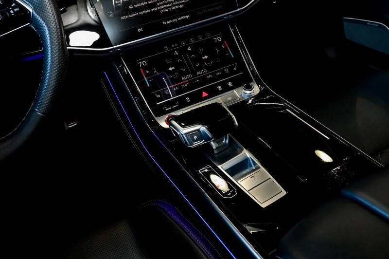 2022 Audi S8 4.0T quattro