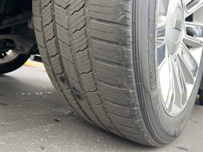 2017 Cadillac Escalade Platinum