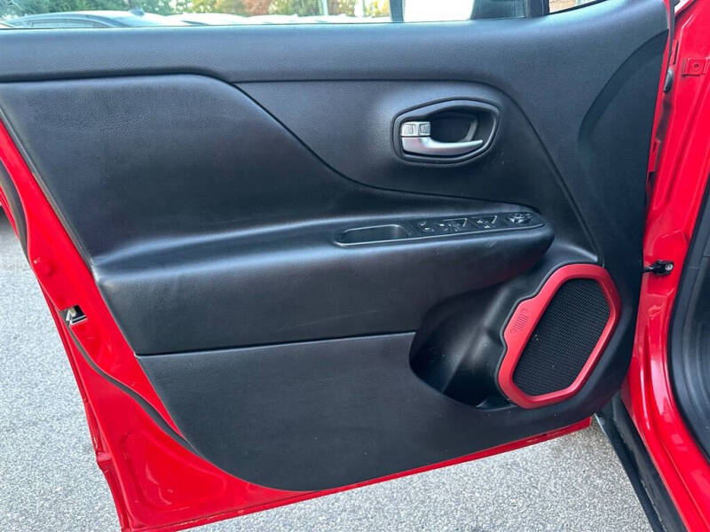 2015 Jeep Renegade Trailhawk