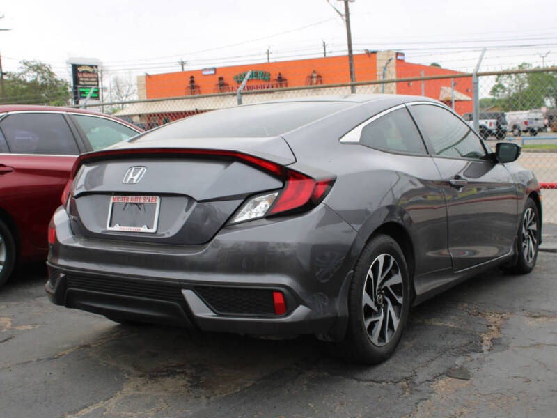 2016 Honda Civic LX-P