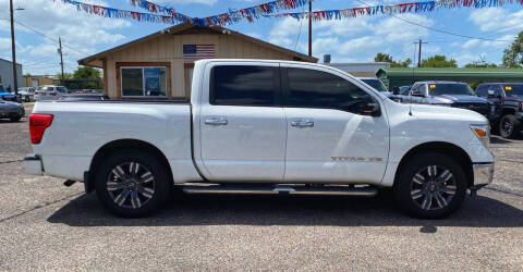 2018 Nissan Titan SV