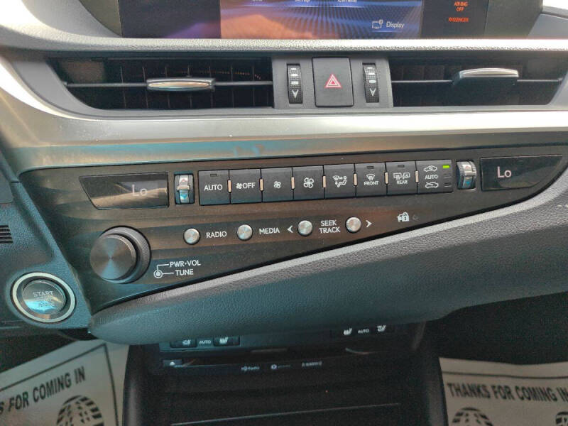 2019 Lexus ES 350