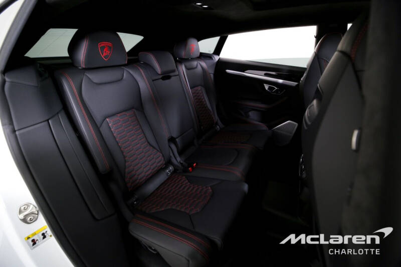 2022 Lamborghini Urus