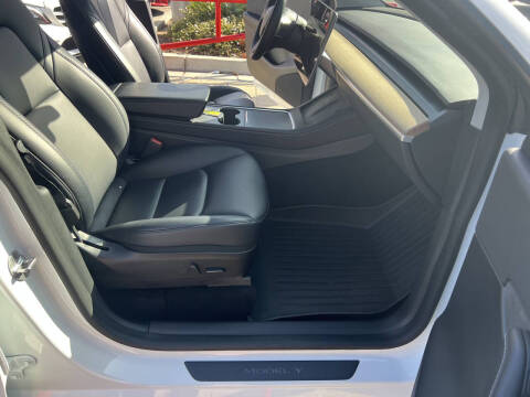 2022 Tesla Model Y Long Range