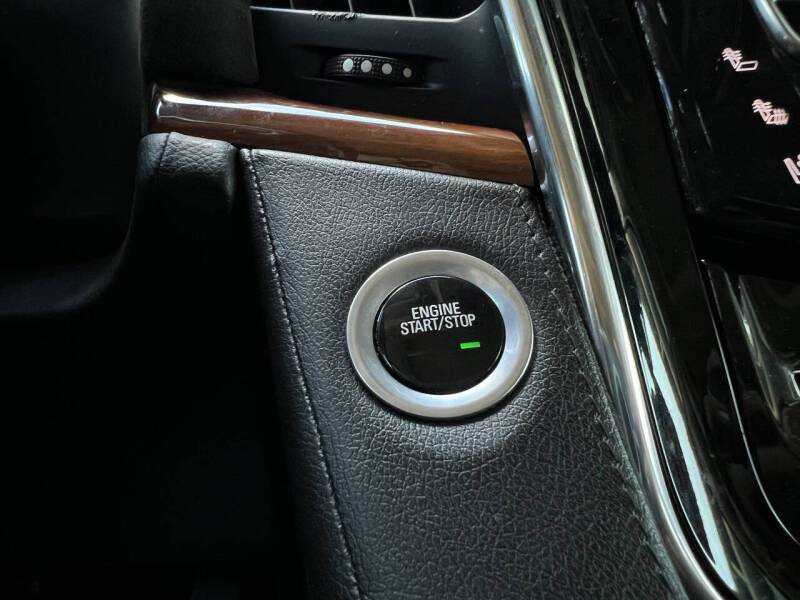 2015 Cadillac Escalade Luxury