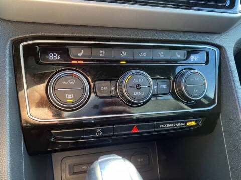 2022 Volkswagen Atlas Cross Sport V6 SEL Premium R-Line 4Motion