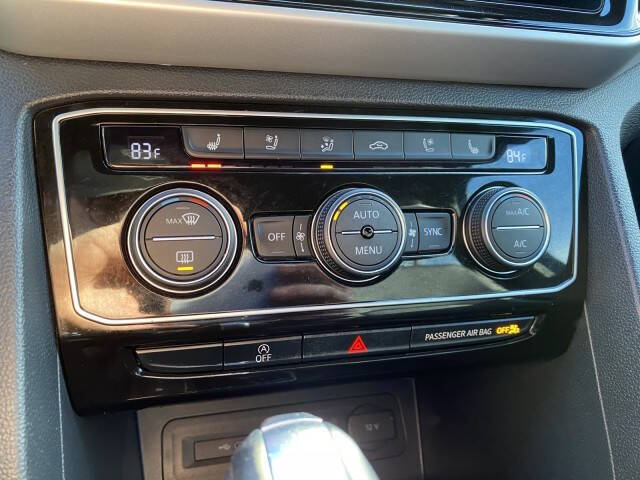 2022 Volkswagen Atlas Cross Sport V6 SEL Premium R-Line 4Motion