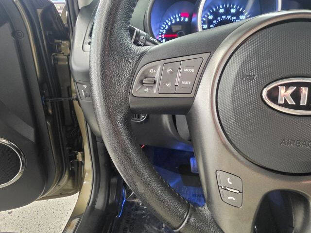 2012 Kia Soul +