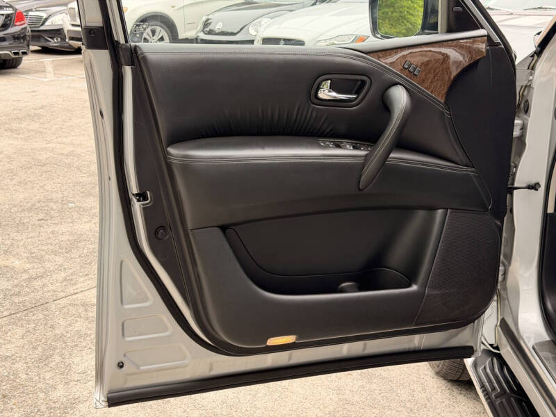 2017 Infiniti QX80