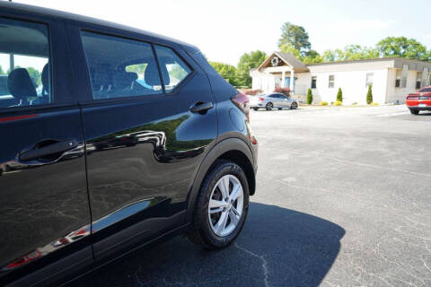 2022 Nissan Kicks S