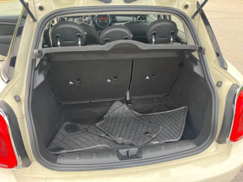 2016 MINI Hardtop 4 Door Cooper