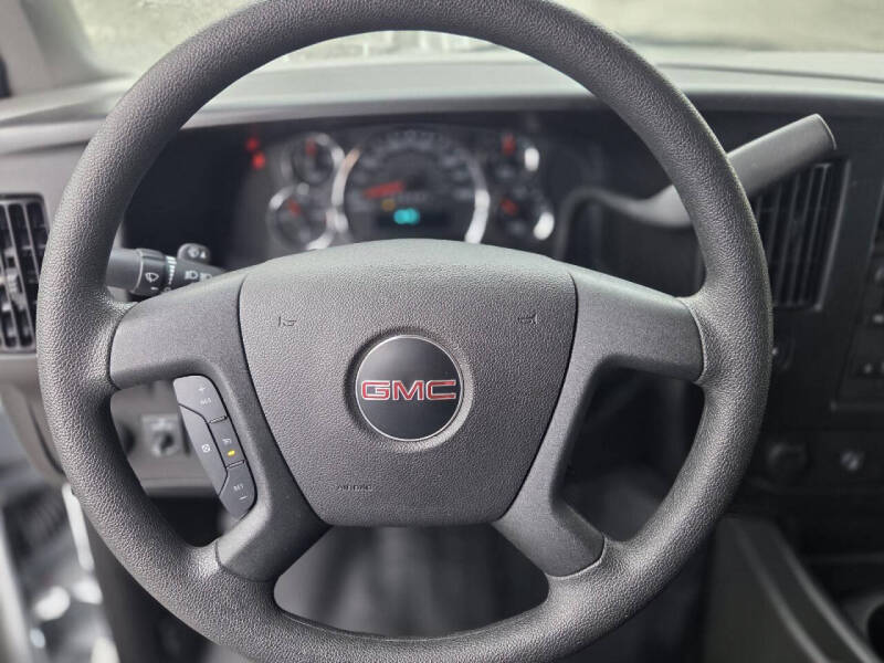 2024 GMC Savana 2500