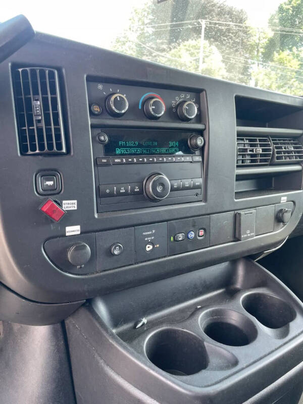 2019 Chevrolet Express 2500